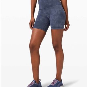 Lululemon Wunder Train High-Rise Short 6"